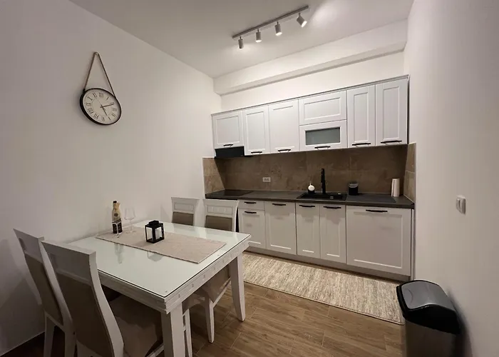 Ruza Vetrova Zlatar - A2 公寓