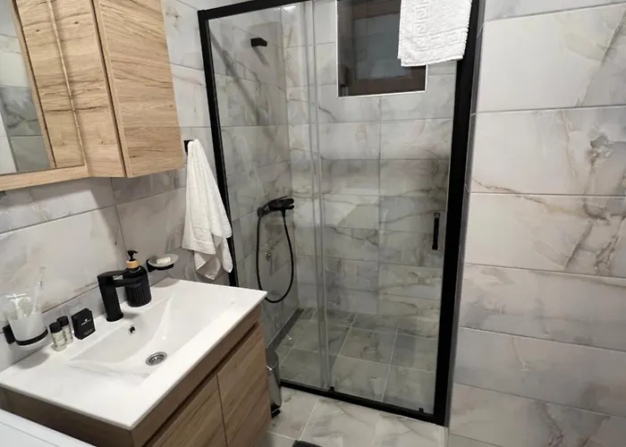 Ruza Vetrova Zlatar - A2 *